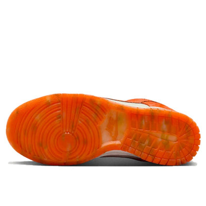 Dunk Low Cracked Orange