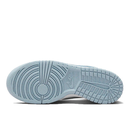 Dunk Low Hologram