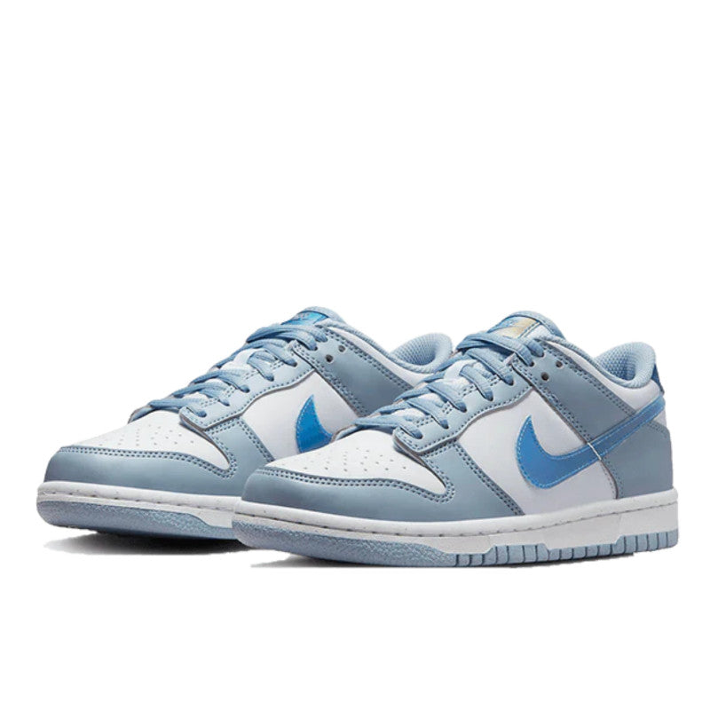 Dunk Low Hologram