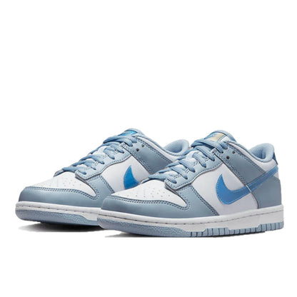 Dunk Low Hologram