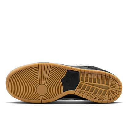 Dunk Low Pro SB Black White Gum