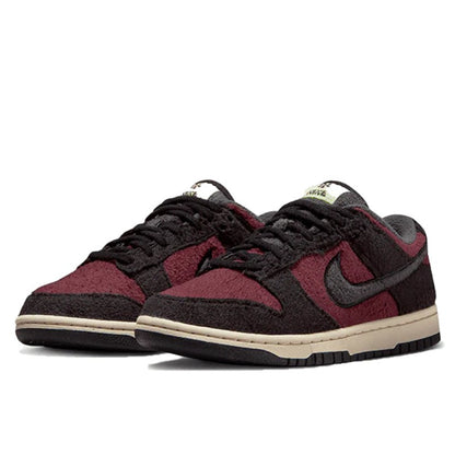 Dunk Low SE Fleece Burgundy Crush