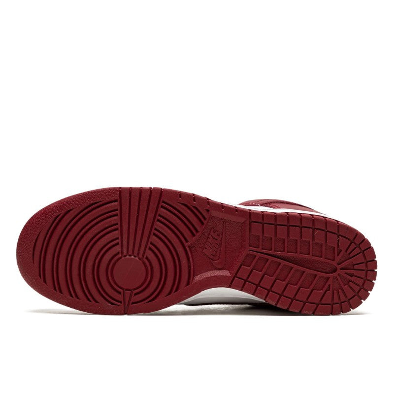 Dunk Low Team Red