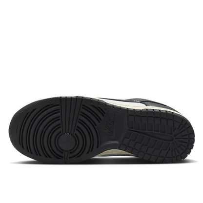 Dunk Low Vintage Panda