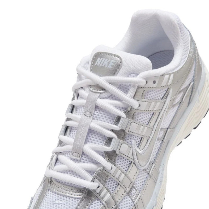 P-6000 White Blue Tint Sail Metallic Silver