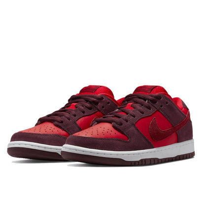 SB Dunk Low Cherry
