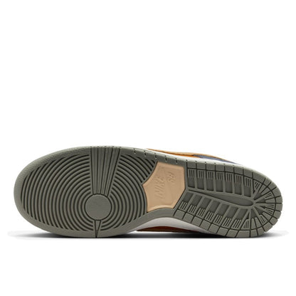 SB Dunk Low Light Carbon Monarch