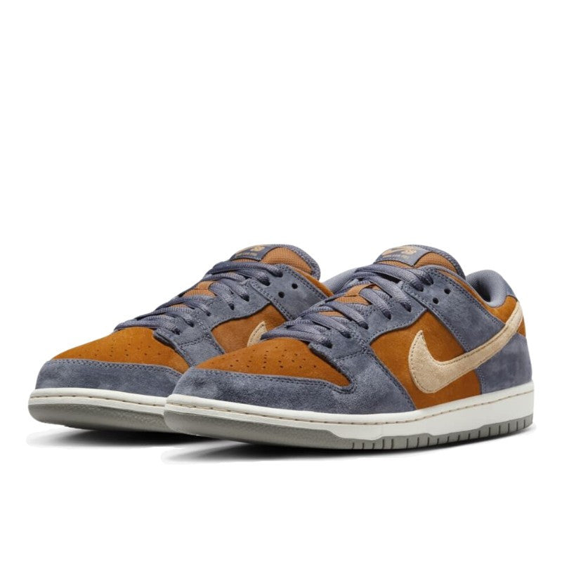 SB Dunk Low Light Carbon Monarch