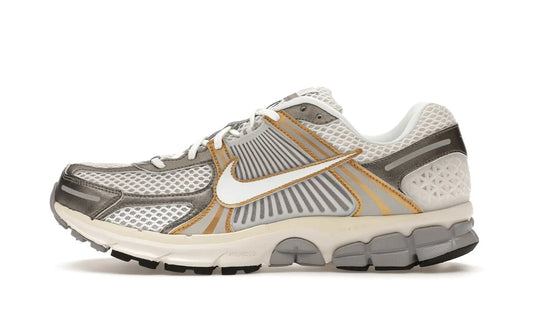 Zoom Vomero 5 Platinum Tint Metallic Gold - HJ7247-099