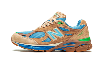 990-v3-joe-freshgoods-outside-clothes-basketsold