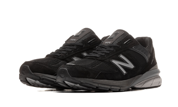 990-v5-black-basketsold