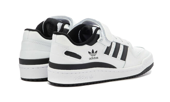 forum-low-white-black-basketsold