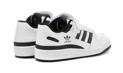 forum-low-white-black-basketsold