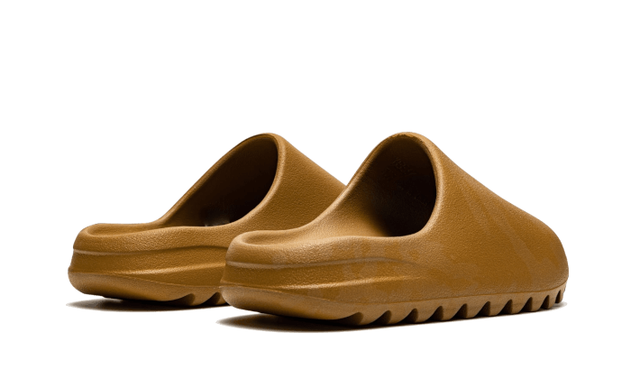 yeezy-slide-ochre-basketsold