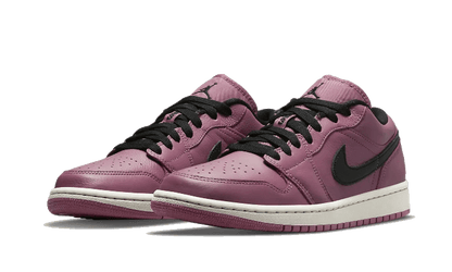 air-jordan-1-low-mulberry-basketsold