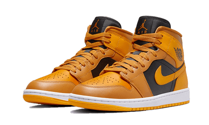 air-jordan-1-mid-chutney-taxi-basketsold