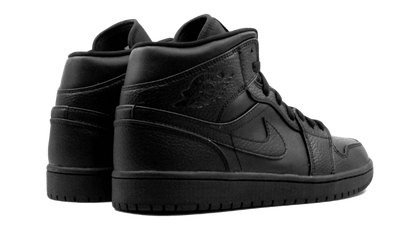 air-jordan-1-mid-triple-black-basketsold