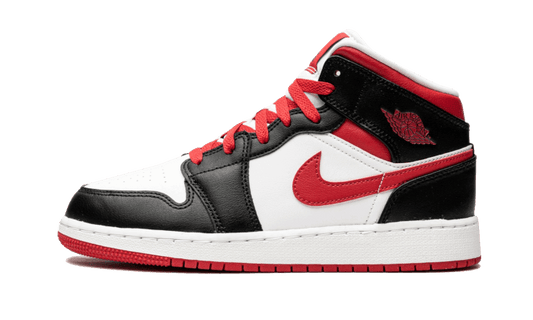 air-jordan-1-mid-very-berry-basketsold