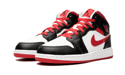 air-jordan-1-mid-very-berry-basketsold