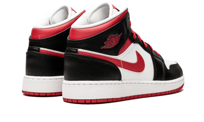 air-jordan-1-mid-very-berry-basketsold