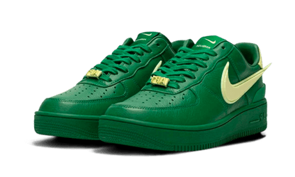 air-force-1-low-ambush-pine-green-basketsold