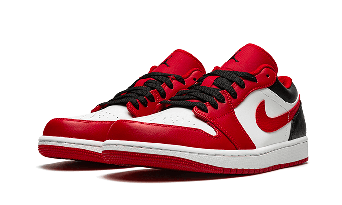 air-jordan-1-low-bulls-basketsold