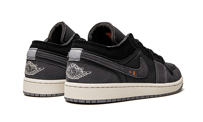 air-jordan-1-low-inside-out-black-basketsold