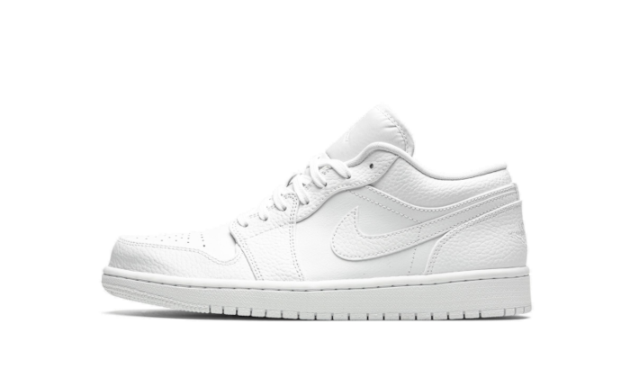 air-jordan-1-low-triple-white-basketsold