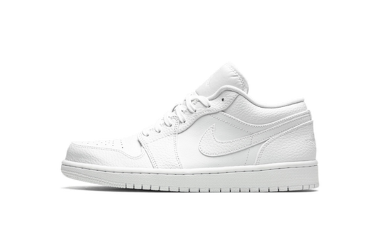 air-jordan-1-low-triple-white-basketsold