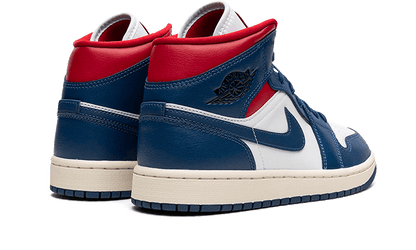 air-jordan-1-mid-french-blue-basketsold