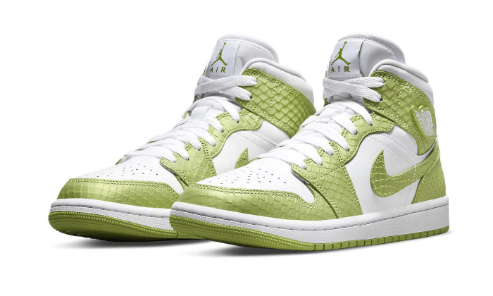 air-jordan-1-mid-green-python-basketsold