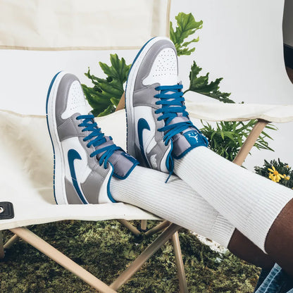 air-jordan-1-mid-true-blue-basketsold