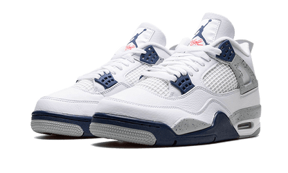 air-jordan-4-midnight-navy-basketsold