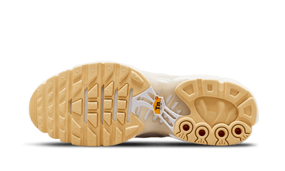 air-max-plus-prm-sanddrift-basketsold