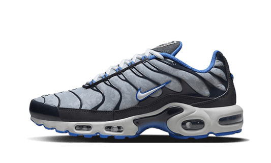 air-max-plus-se-social-fc-basketsold