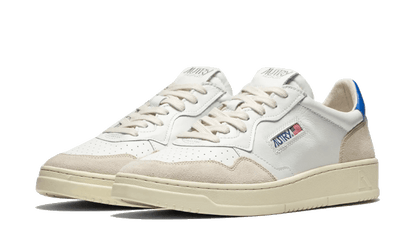medalist-leather-suede-low-white-light-blue-basketsold