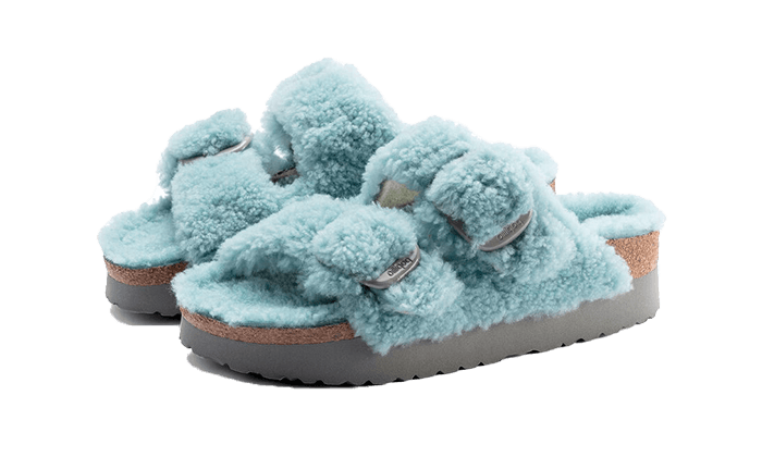 arizona-big-buckle-shearling-teddy-faded-aqua-basketsold