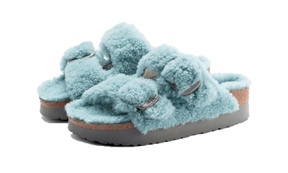 arizona-big-buckle-shearling-teddy-faded-aqua-basketsold