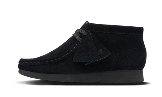 wallabee-boot-black-suede-basketsold