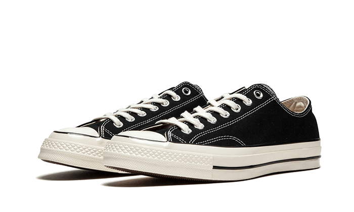 chuck-taylor-all-star-70-ox-black-white-basketsold