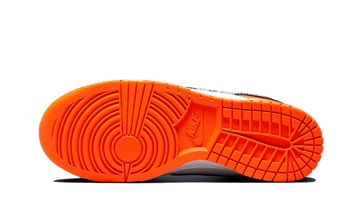 dunk-low-patent-halloween-basketsold