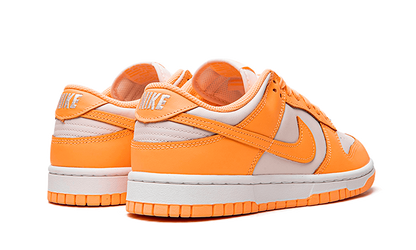 dunk-low-peach-cream-basketsold