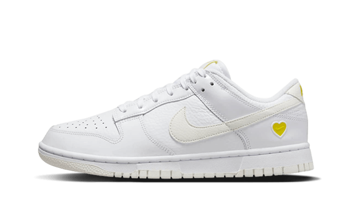 dunk-low-yellow-heart-basketsold