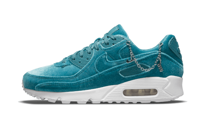 air-max-90-lucky-charms-ash-green-basketsold