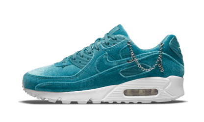 air-max-90-lucky-charms-ash-green-basketsold