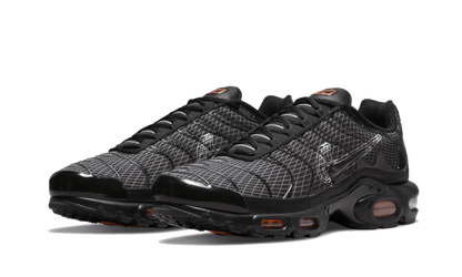 air-max-plus-3d-swoosh-black-basketsold