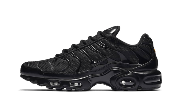 air-max-plus-triple-black-basketsold