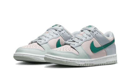 dunk-low-mineral-teal-basketsold