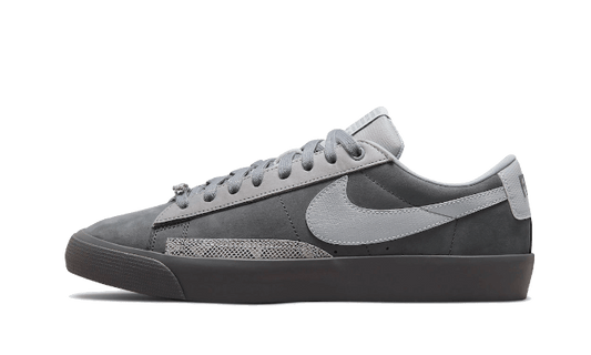 sb-blazer-low-fpar-cool-grey-basketsold