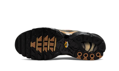 air-max-plus-og-scarab-basketsold